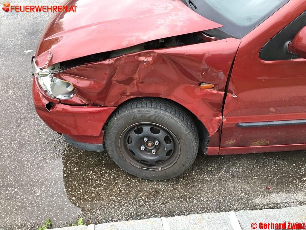 Bezirk Neunkirchen: Zwei Feuerwehreinsätze am 14. Mai in Ternitz