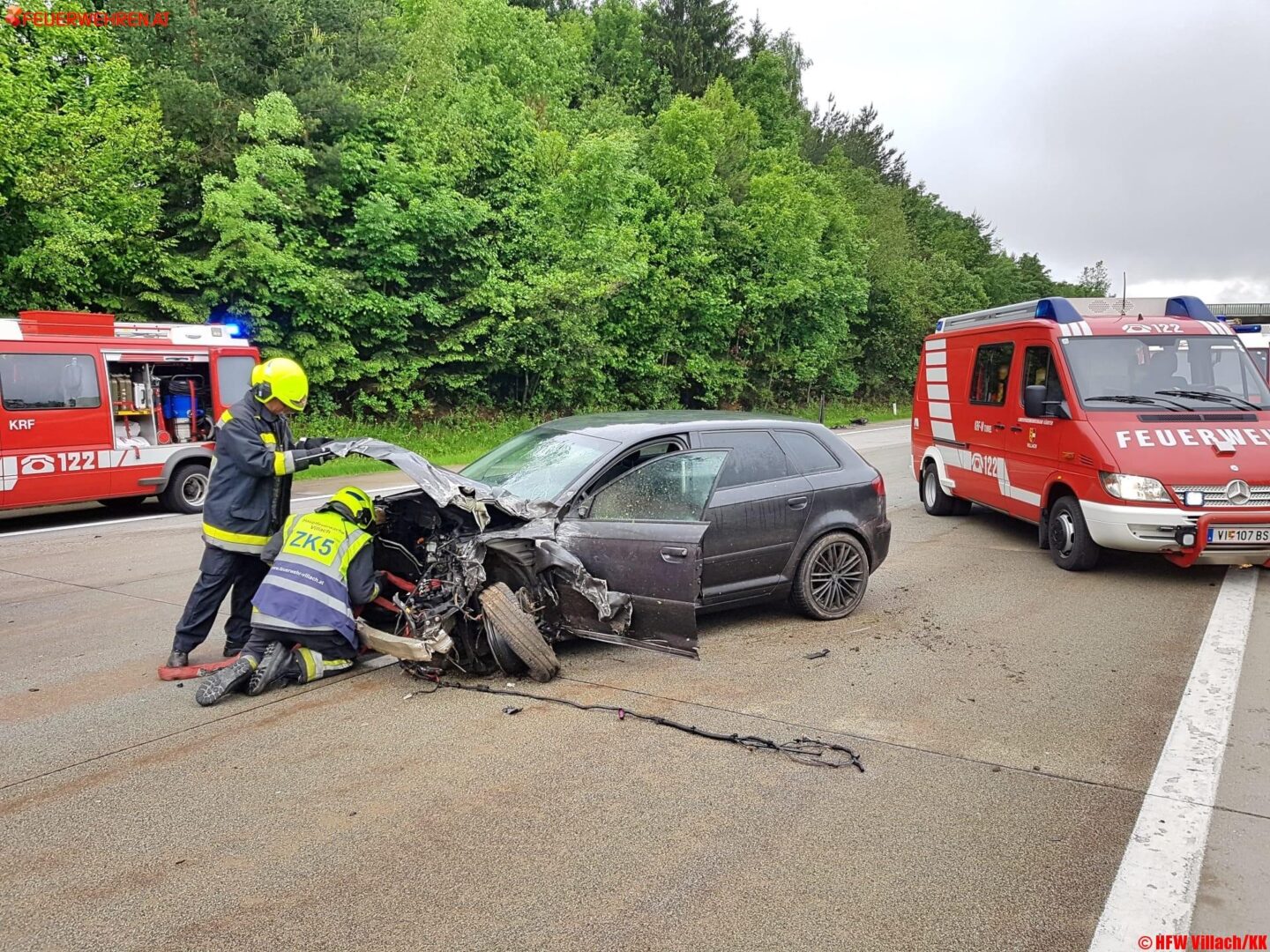 HFW Villach: Schwerer Unfall fordert Verletzten