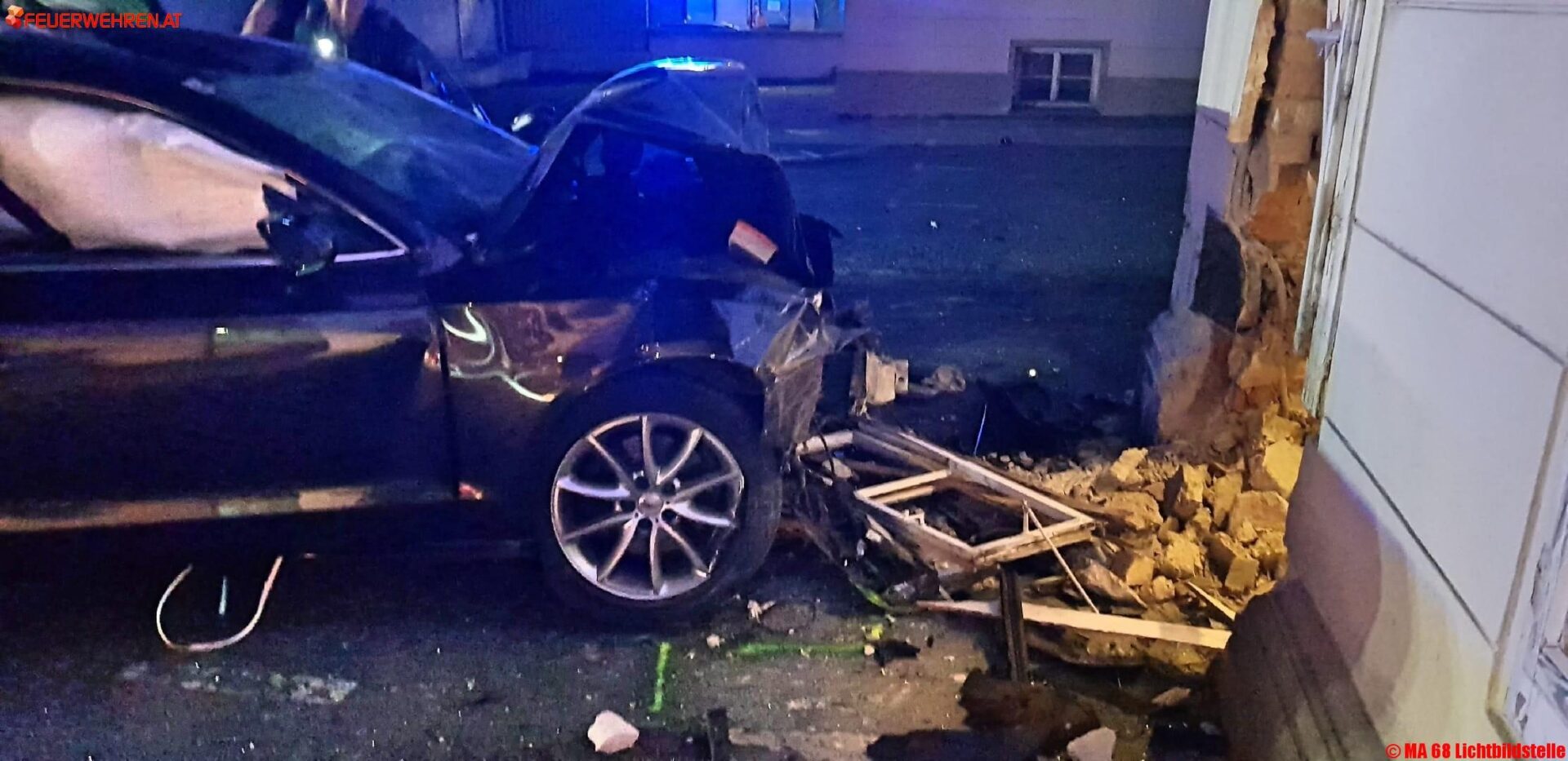 BF Wien: Verkehrsunfall in Wien-Neubau