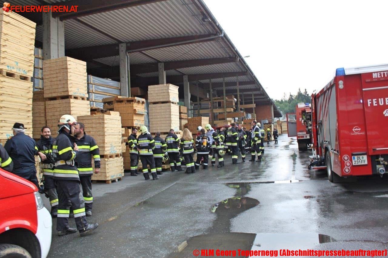 BFVDL: Schwieriger Feuerwehreinsatz in Preding