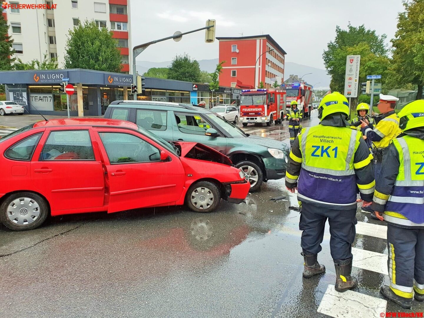 HFW Villach: Verkehrsunfall auf der Ossiacher Zeile