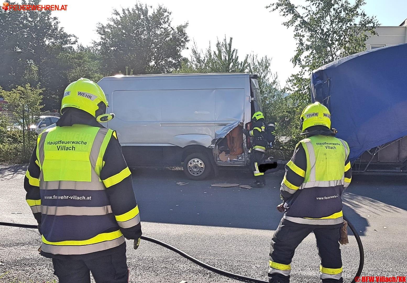 HFW Villach: Flüssiggasflasche explodiert in Lieferwagen