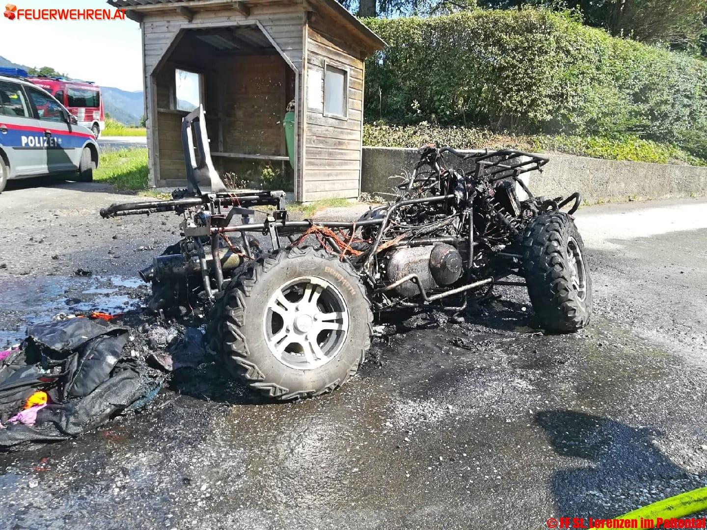 BFV Liezen A06: Fahrzeugbrand in St. Lorenzen im Paltental