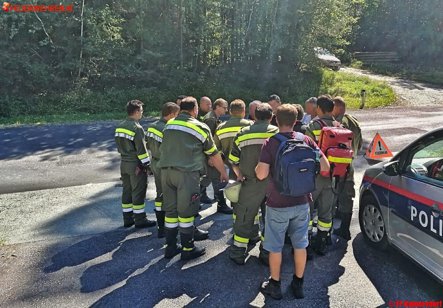 FF Hainersdorf: Vermisster Schwammerlsucher im Wald