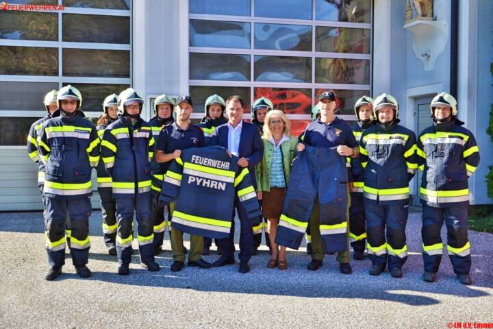 BFV Liezen: Einsatzbekleidungen für die FF Pyhrn