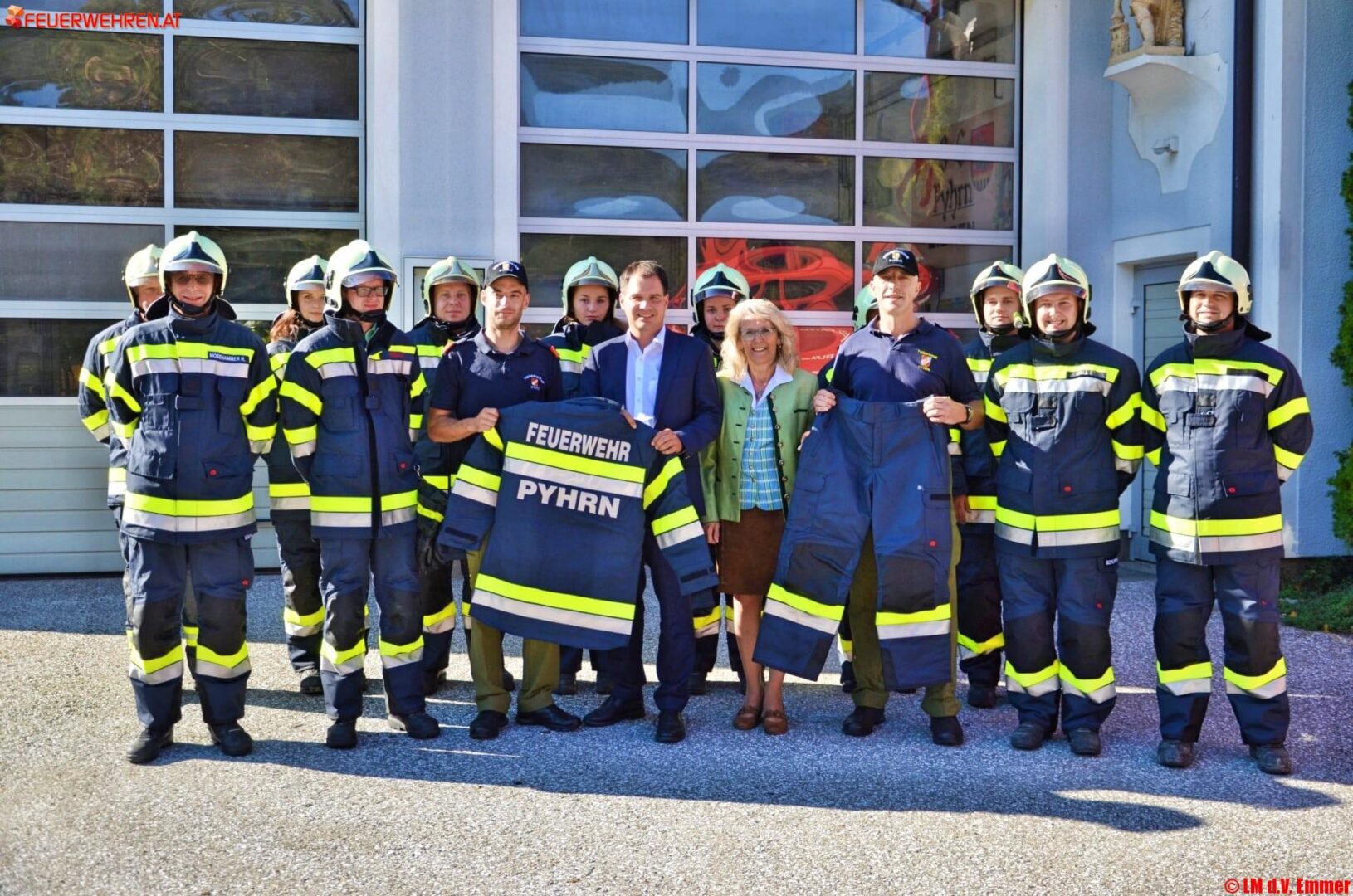 BFV Liezen: Einsatzbekleidungen für die FF Pyhrn