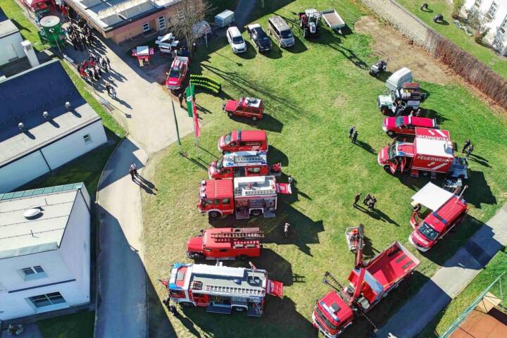 BFV Leoben: Fahrzeugsegnung Einsatzfahrzeug