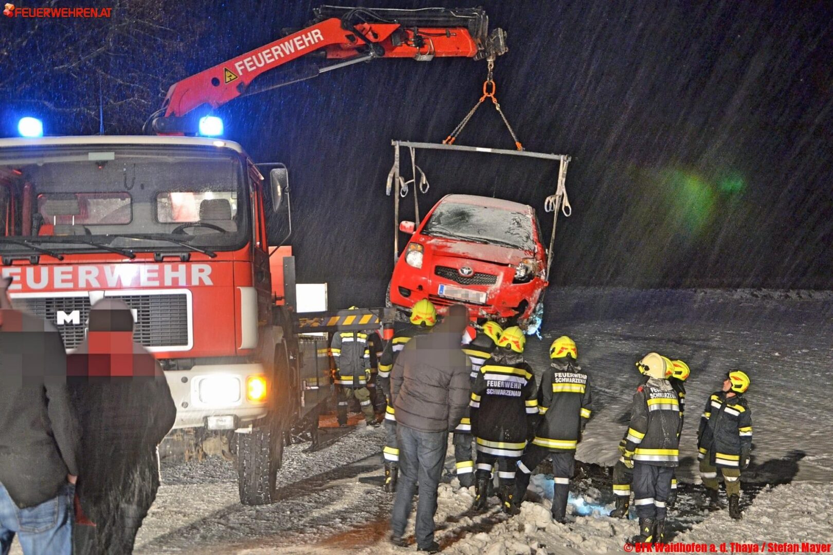 BFK Waidhofen/Thaya: Winterliche Fahrverhältnisse führten zu Unfällen