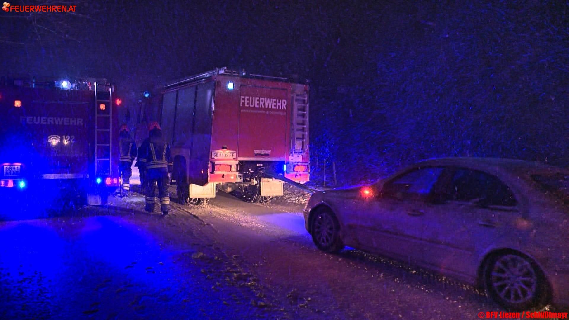 BFV Liezen: Feuerwehren bei Fahrzeugbergungen gefordert