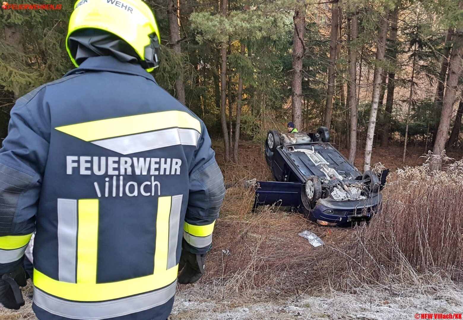 HFW Villach: PKW überschlagen – Person verletzt