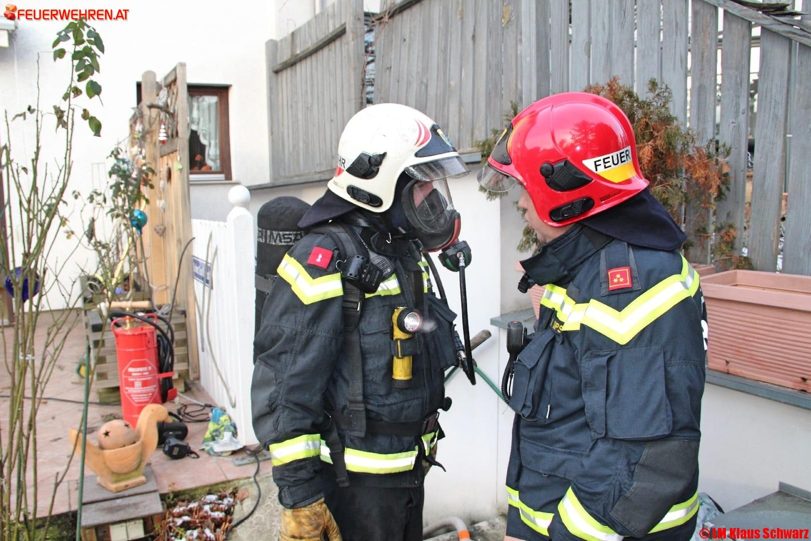 FF Brunn am Gebirge: Kellerbrand in Einfamilienhaus