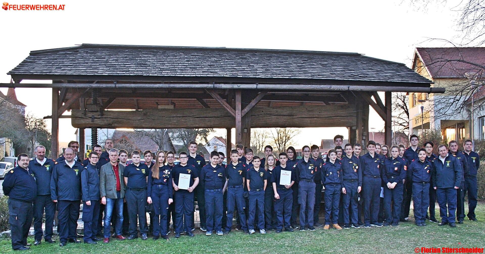 BFK Krems: Wissensüberprüfung bei der Feuerwehrjugend