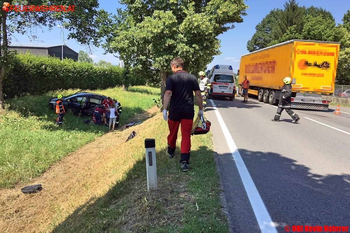 BFV Deutschlandsberg: Schwerer Verkehrsunfall in Lannach