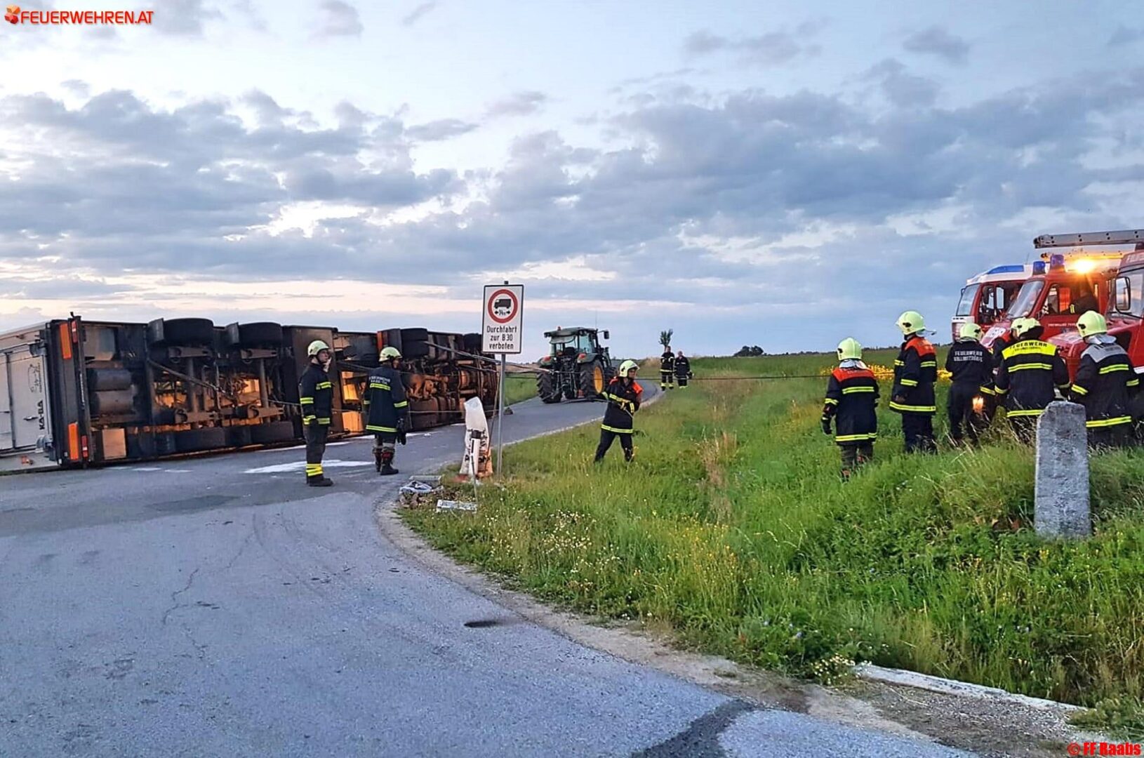 BFK Waidhofen/Thaya: Verkehrsunfall in Zabernreith