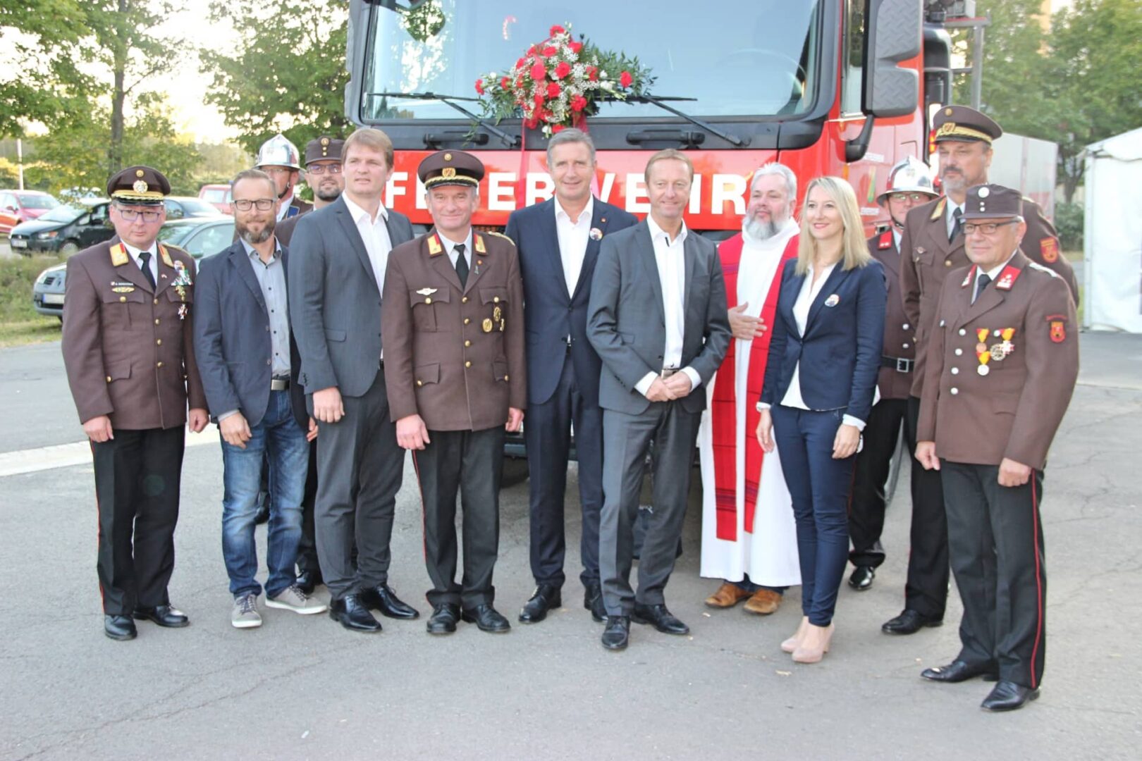 BFKDO Jennersdorf:  Segnung eines Feuerwehrfahrzeugs in Jennersdorf