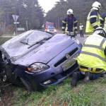 Pkw am Dach nach Verkehrsunfall