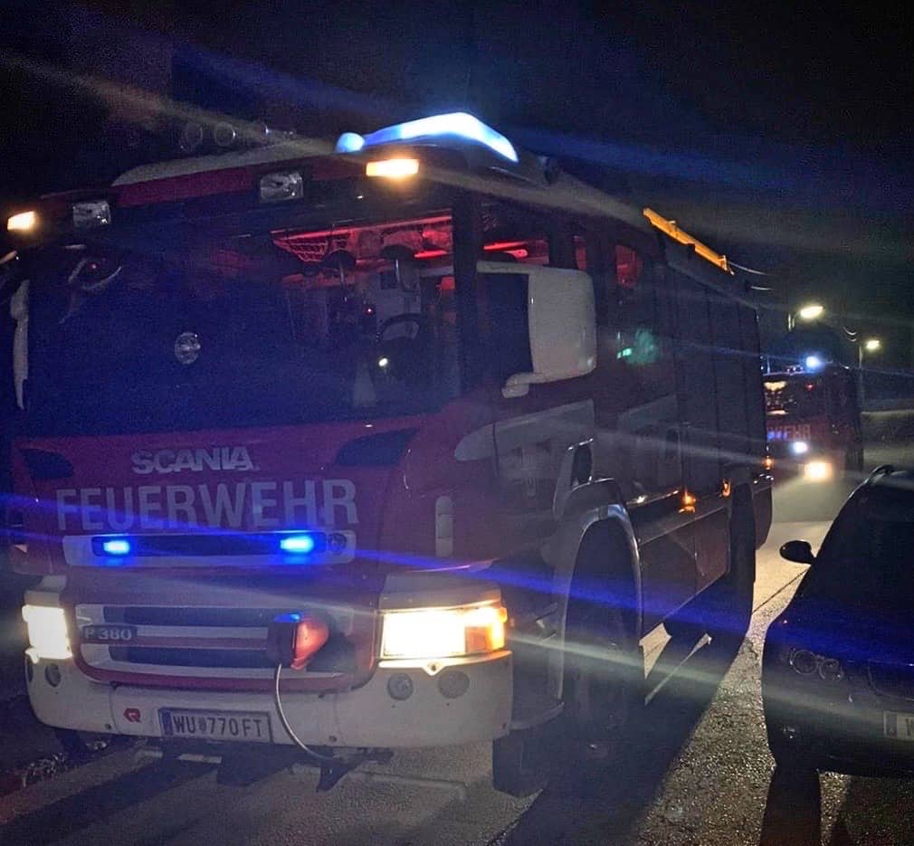 FF Klosterneuburg: Türöffnung – Person in Notlage