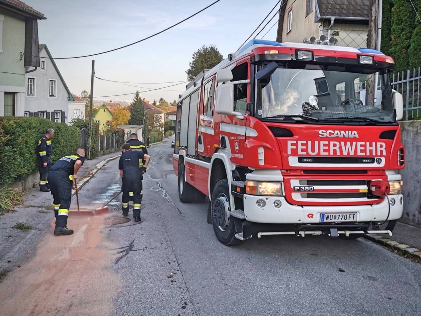 FF Klosterneuburg: 500 Meter lange Ölspur