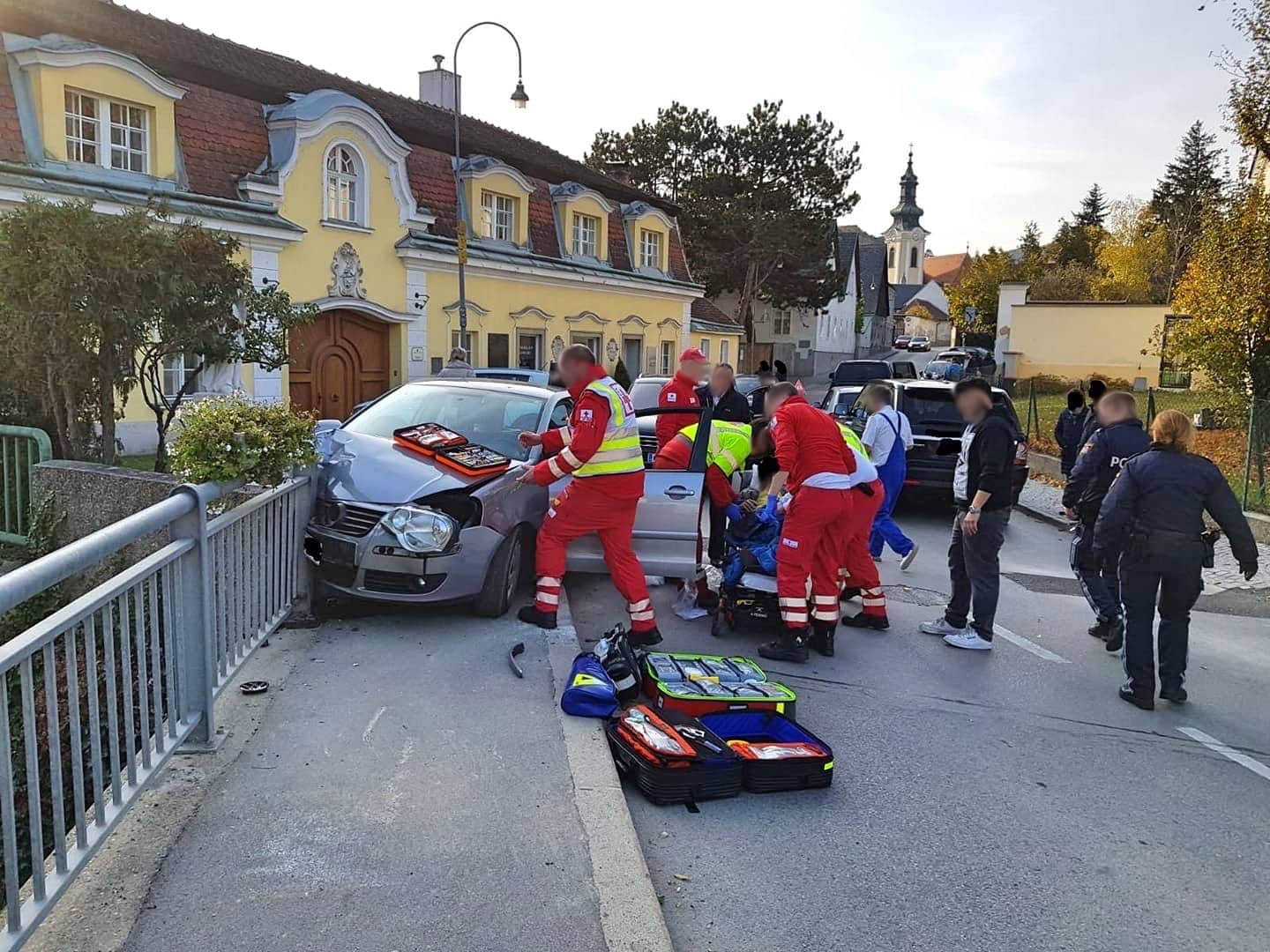 FF Klosterneuburg: Verkehrsunfall in Weidling