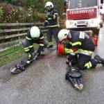 19 Mitglieder bestehen die Ausbildungsprüfung Technischer Einsatz