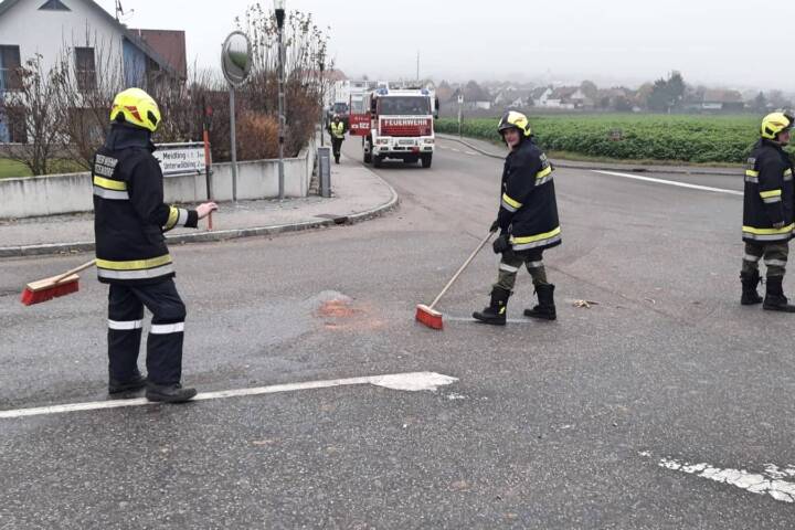 FF Statzendorf: Ölspur Absdorfer Kreuzung