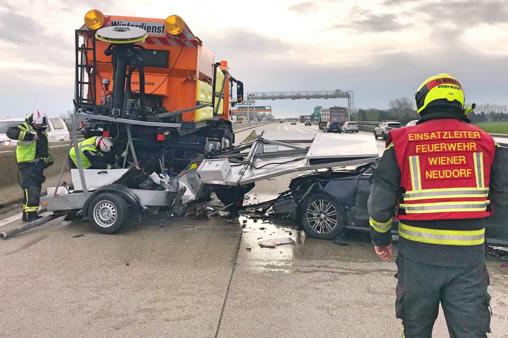 FF Wiener Neudorf: Verkehrsunfall auf der A2