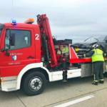 Verkehrsunfall auf der A2 - Audi kracht in Absicherungsfahrzeug