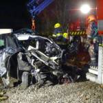 Zug gegen PKW beim Bahnübergang Pottschach