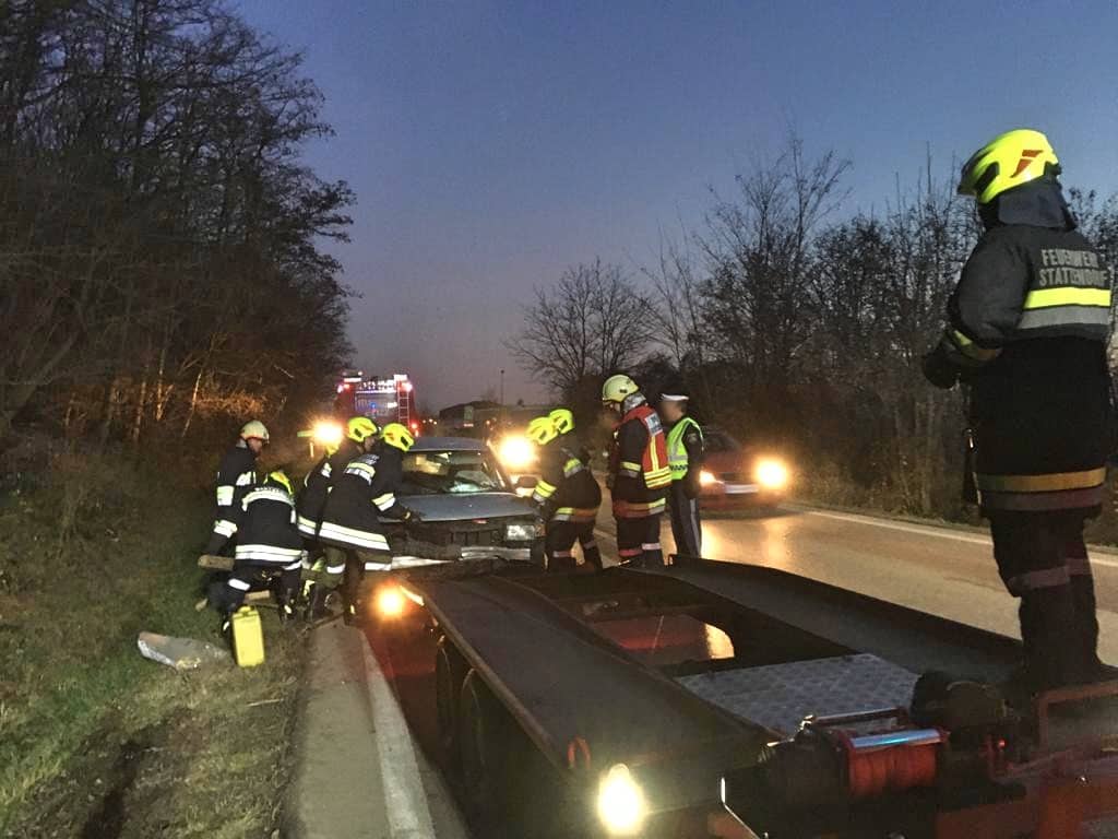 FF Statzendorf: Menschenrettung L100 Richtung Meidling