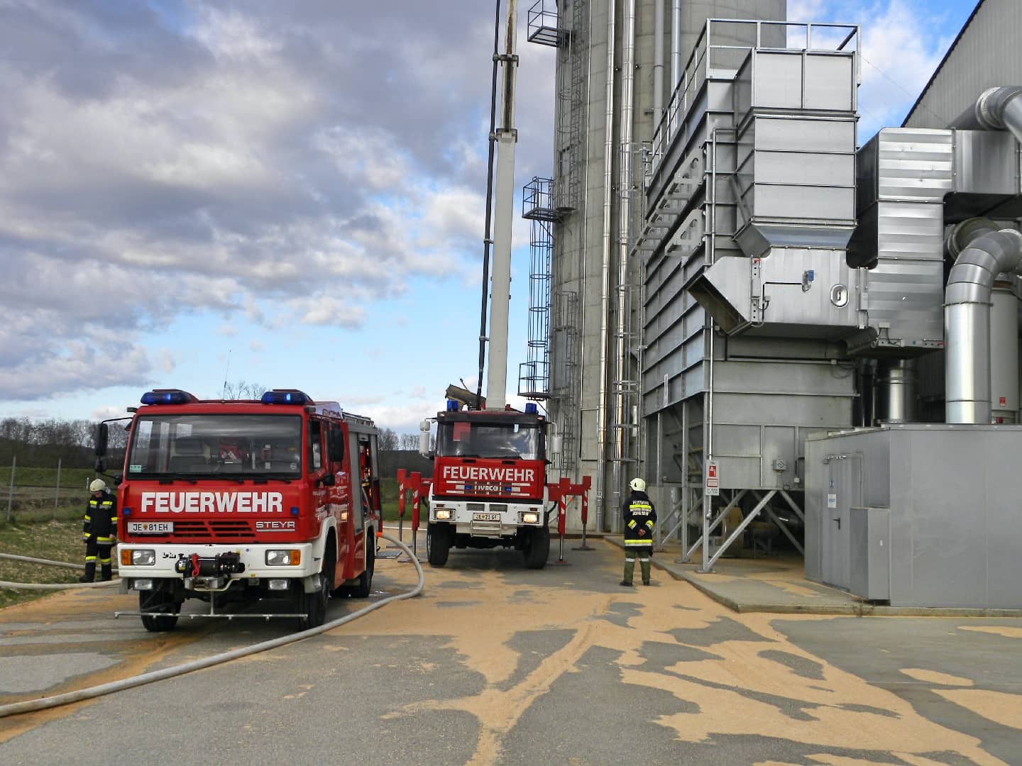 FF Mogersdorf-Ort: Silobrand in Heiligenkreuz