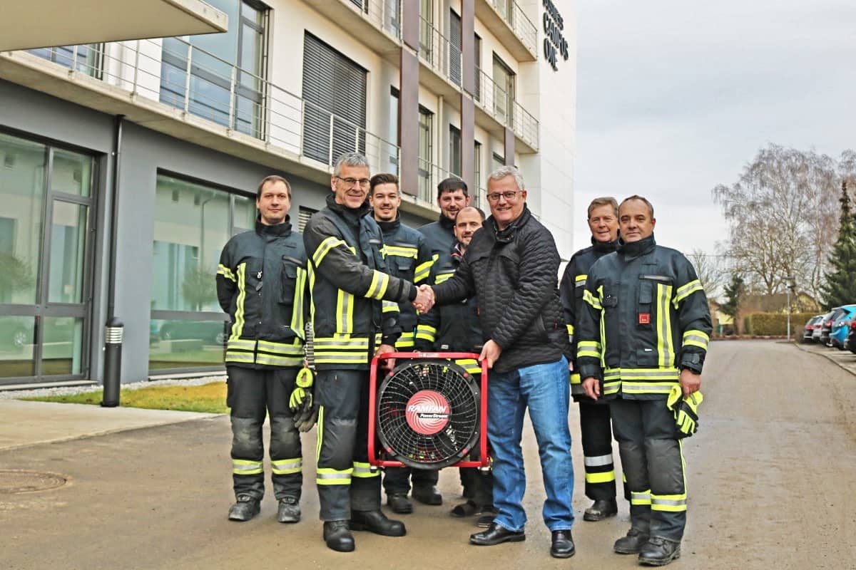 FF Hagenberg: Feuerwehr erhält Hochleistungslüfter