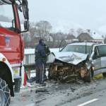 Frontalkollision auf der B320 fordert 3 Verletzte