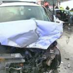 Frontalkollision auf der B320 fordert 3 Verletzte