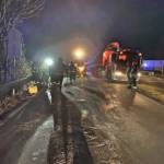 Verkehrsunfall mit 2 Fahrzeugen und vermutlich eingeklemmten Personen auf der L151