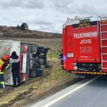 Sturmtief "Petra" lässt Klein-LKW umstürzen