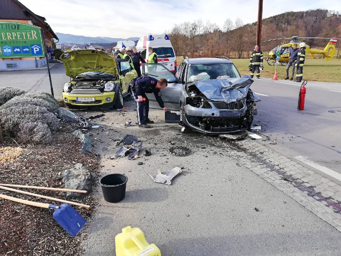 BFV Deutschlandsberg: Schwerer Verkehrsunfall auf der B69