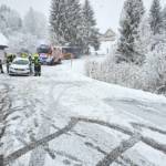 Verkehrsunfall auf der L35 - Vier PKW im starken Schneefall in Unfall verwickelt