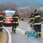 Ölspur entlang der B76