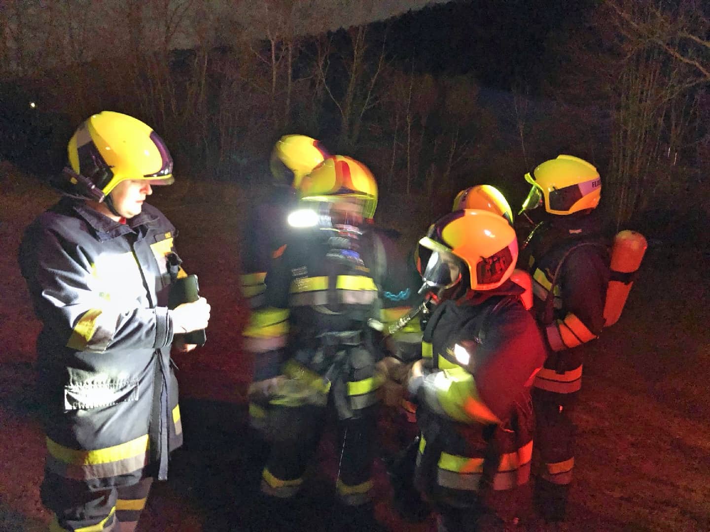 FF St. Veit an der Triesting: Gasaustritt in Zirkuswagen