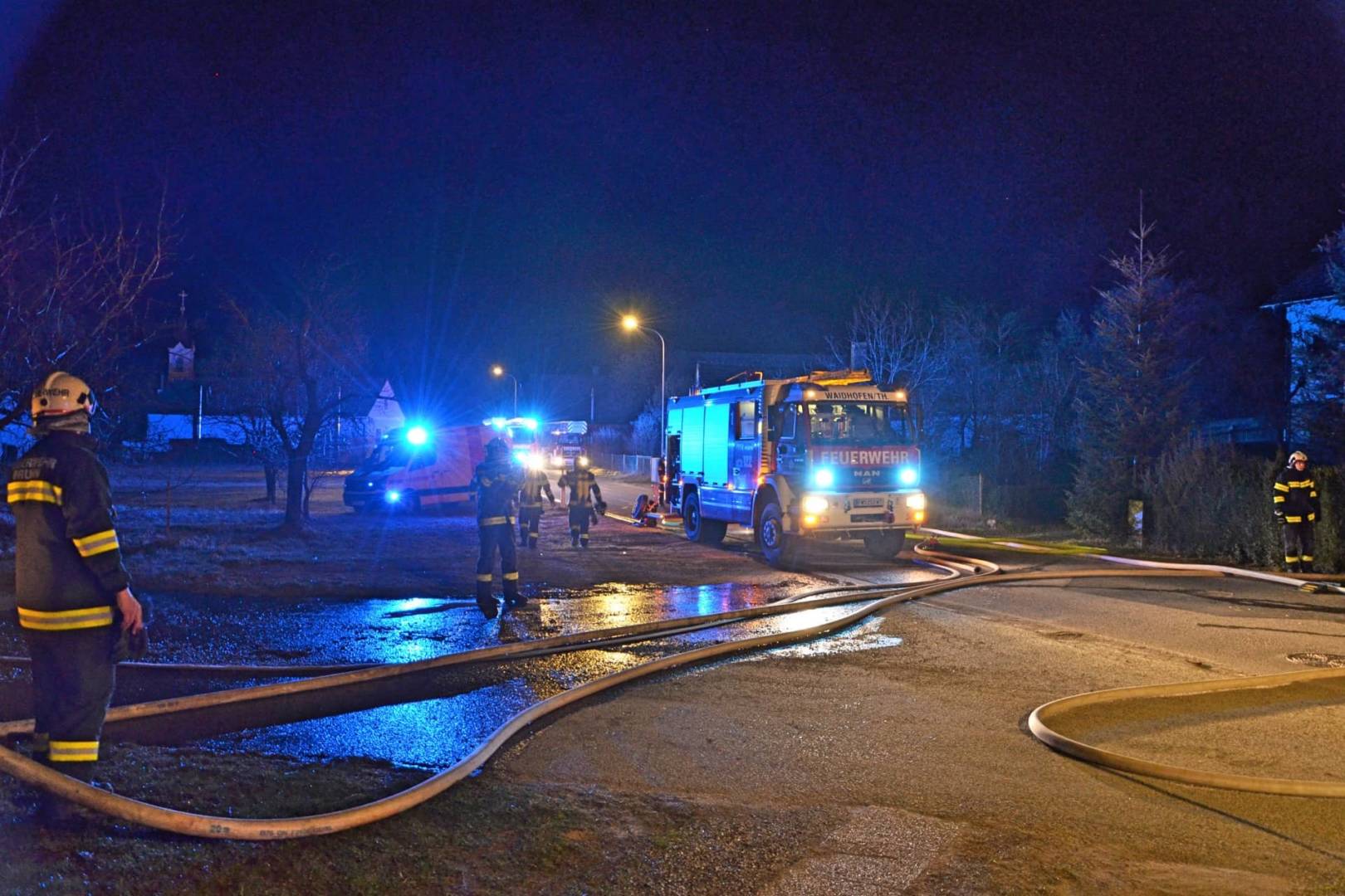 BFK Waidhofen/Thaya: Hackschnitzelbrand in Brunn