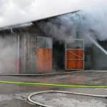 Verheerendes Brandereignis - Fünf Gebäude im Ortszentrum von Obersdorf in Vollbrand