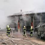 Verheerendes Brandereignis - Fünf Gebäude im Ortszentrum von Obersdorf in Vollbrand