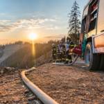 Waldbrand in der Hinterlainsach fordert den Einsatz von 11 Feuerwehren und zwei Hubschraubern