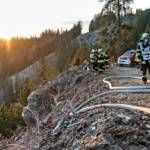 Waldbrand in der Hinterlainsach fordert den Einsatz von 11 Feuerwehren und zwei Hubschraubern