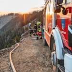 Waldbrand in der Hinterlainsach fordert den Einsatz von 11 Feuerwehren und zwei Hubschraubern