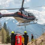 Erneute Löscharbeiten mit zwei Hubschrauber beim Waldbrand in der Hinterlainsach