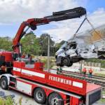 Zug erfasste Paketwagen