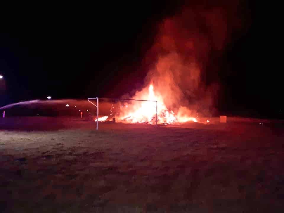 Bezirk Neunkirchen/Ternitz: Zwei Brandeinsätze