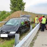 FF Gaweinstal: Fahrzeugbergung auf der A5