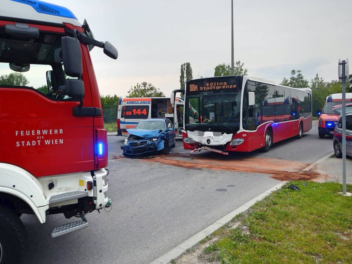 BF Wien: Verkehrsunfall mit 10 Verletzten